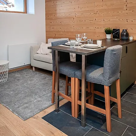 Huez - Cosy - Chaleureux - Calme - Wifi * Le Bourg-dʼOisans